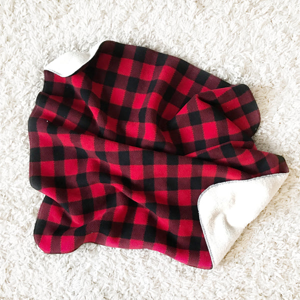 FLEECE AND CHENILLE BLANKET - RED BUFFALO CHECK - Dotboxed