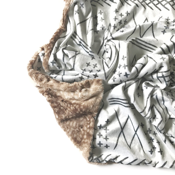 Minky Blanket - Aztec Off White - Dotboxed